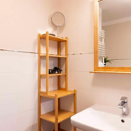 Mei27a Ostseetraum 公寓 *